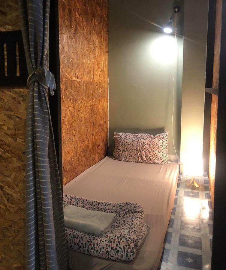 Staying Hostel Bangkok Zewnętrze zdjęcie